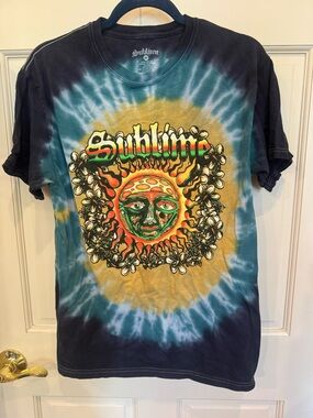 open lace back dress M) Sublime Tie Dye Shirt – LuminateThrifts